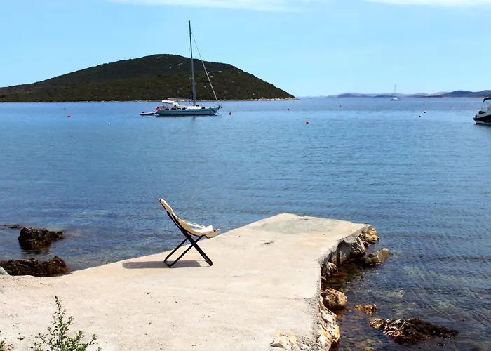בית נופש Secluded Fisherman's Cove Sveti Ante, - 23183 *