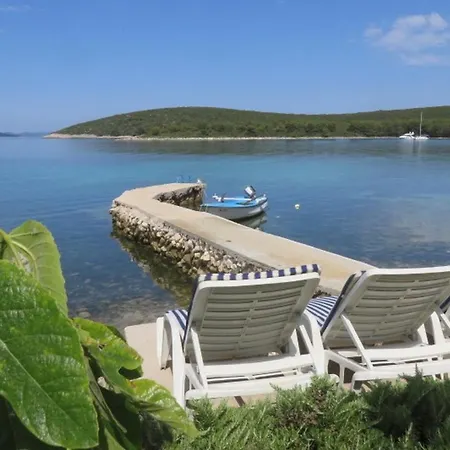 Secluded Fisherman's Cove Sveti Ante, - 23183 * Pašman